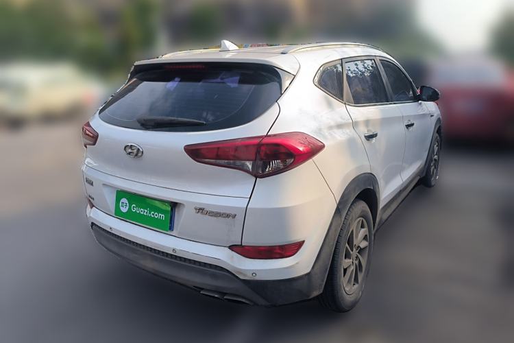 Used Hyundai Tucson 2015 1.6T Dual-Clutch Two-Wheel-Drive Smart Model Rear Right 45 Deg