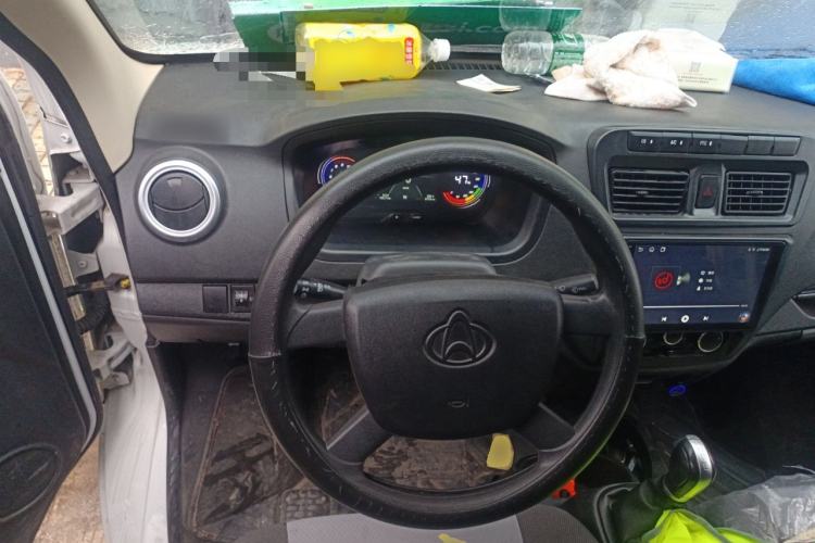 Used CHANGAN KAICHENG Ruixing EM60 2022 Pure Electric Van 4498 mm Long Flat Roof with Rear-Hinged Doors 2 Seats 60 kW 41.86 kWh
