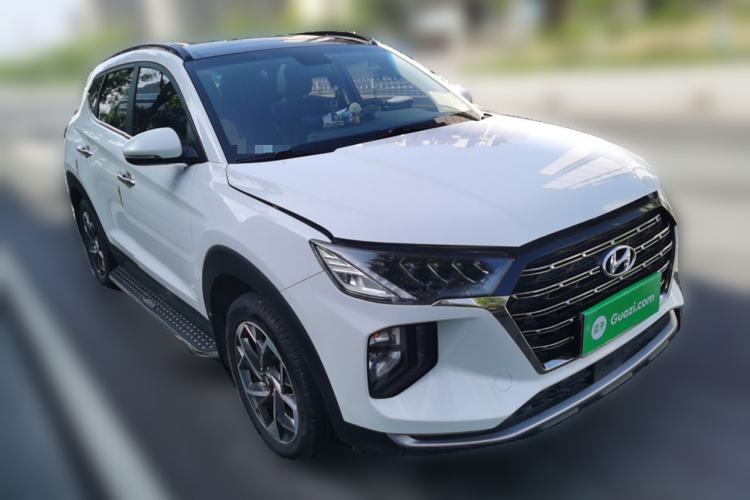 Used Hyundai Tucson 2020 280TGDi Two-Wheel-Drive GLS Fashion Edition China VI Standard Front Right 45 Deg