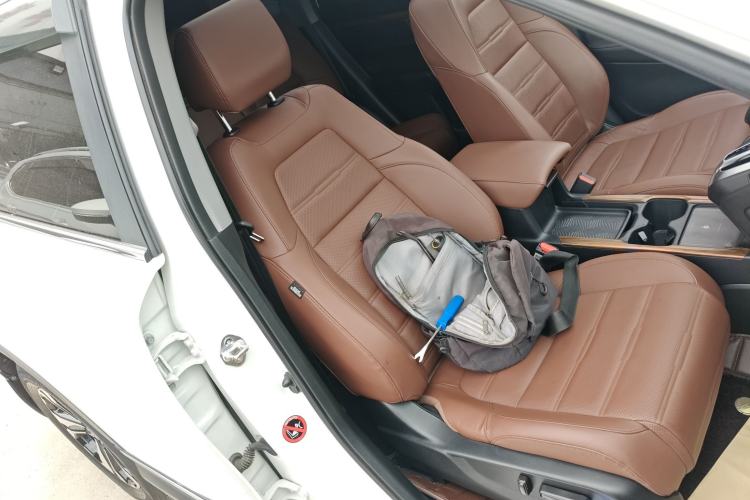 Used Honda CR-V 2021 240TURBO CVT 2WD Fashion Edition Right Front Seat