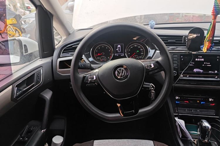 Used Volkswagen Touran 2021 Touran L 280TSI DSG Comfort Edition 7 Seats