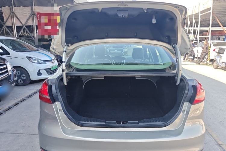 Used Ford Focus 2018 Sedan Classic 1.6L Automatic Comfort Plus Smart Drive Version