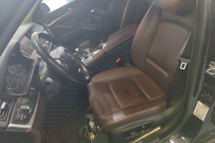 Used BMW 5 Series 2014 525Li Luxury Design Package