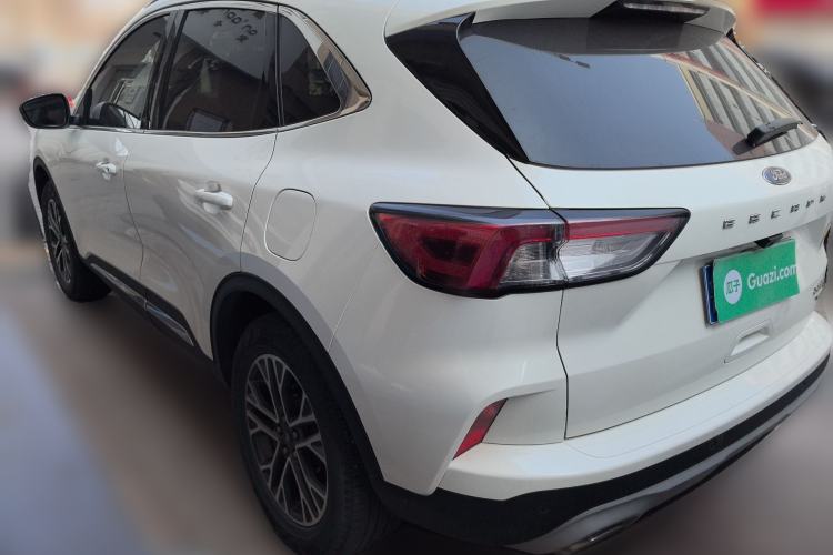 Used Ford Escape 2020 EcoBoost 245 Two-Wheel-Drive Titanium Edition
