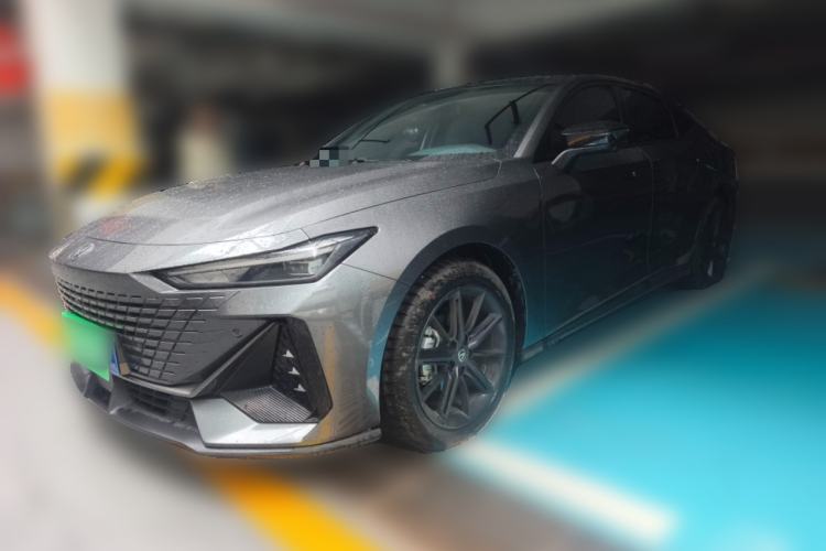 Used CHANGAN UNI-V 2023 1.5T Prestige Model