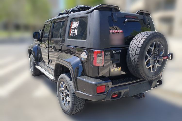 Used BAIC Off-Road BJ40 2017 40L 2.3T Automatic All-Wheel Drive Ring of the Tower Champion Edition
