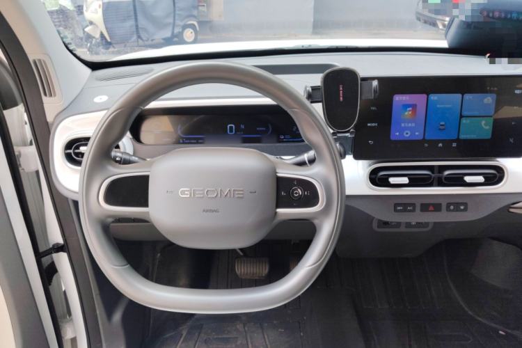 Used Geely Galaxy Panda 2025 210 km – Yuanqi Bear
