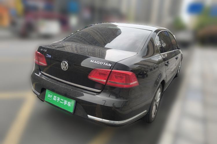 Used Volkswagen Magotan 2012 Facelift 2.0 TSI Prestige Model