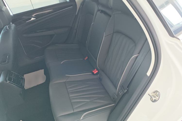 Used Volkswagen Passat New Energy 2022 430 PHEV Hybrid Luxury Edition Left Rear Seat