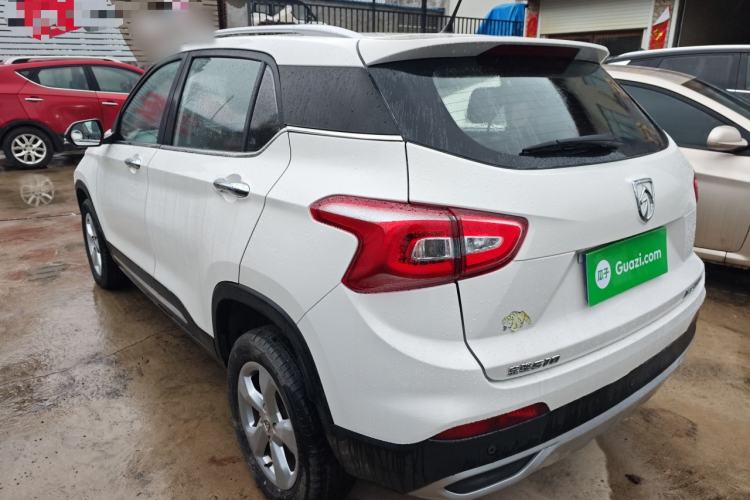 Used Baojun 510 2017 1.5L Manual Fashion Model
