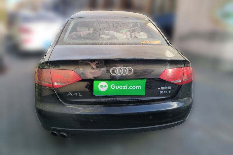 Used Audi A4L 2012 2.0 TFSI automatic Comfort trim level