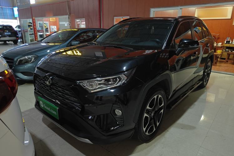 Used Toyota RAV4 2020 2.0L CVT Two-Wheel Drive Prestige Edition