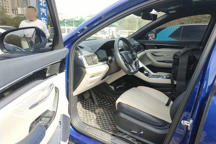 Used BYD Song PLUS New Energy 2021 DM-i 110KM Flagship PLUS Driver Seat