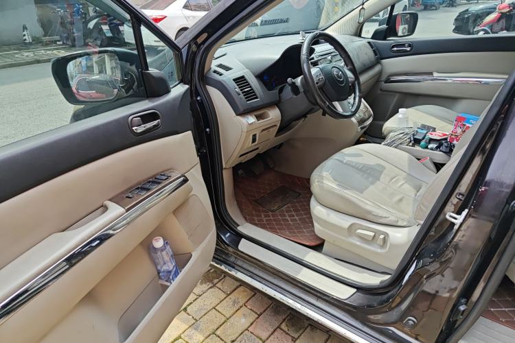 Used Mazda 8 2013 2.5L Deluxe Edition Driver Seat