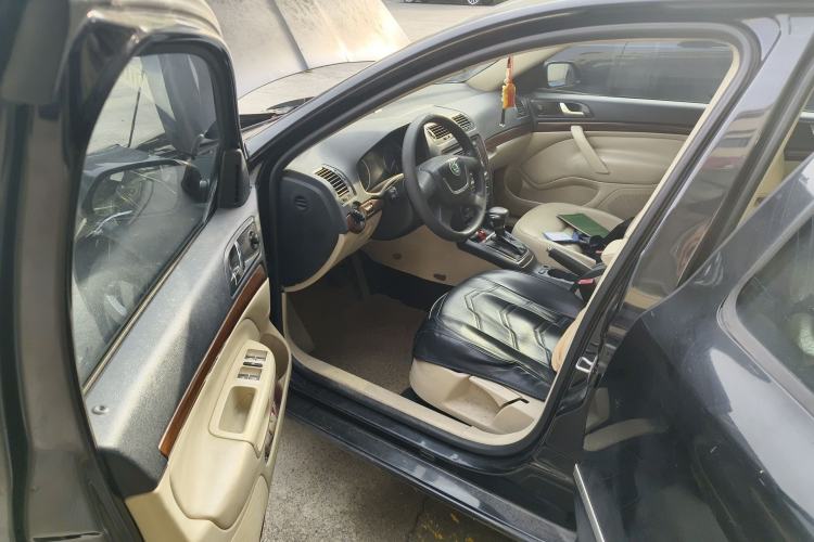 Used Skoda Octavia 2012 1.6L Automatic Yijun Edition Driver Seat