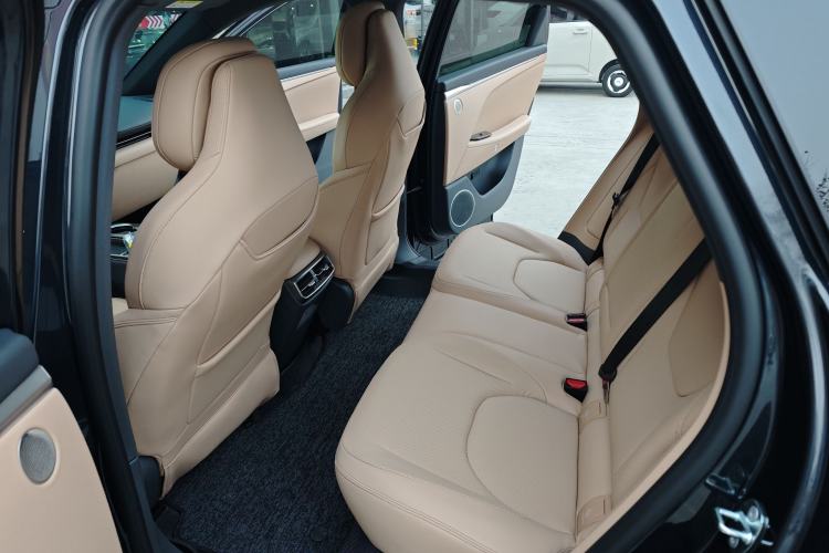 Used ARCFOX Alpha T5 2025 520 PRO
