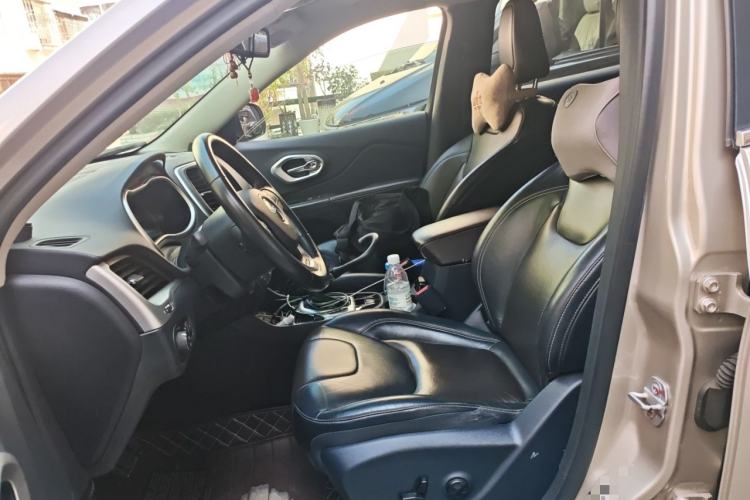 Used Jeep Cherokee 2016 2.4L Leading Smart Version