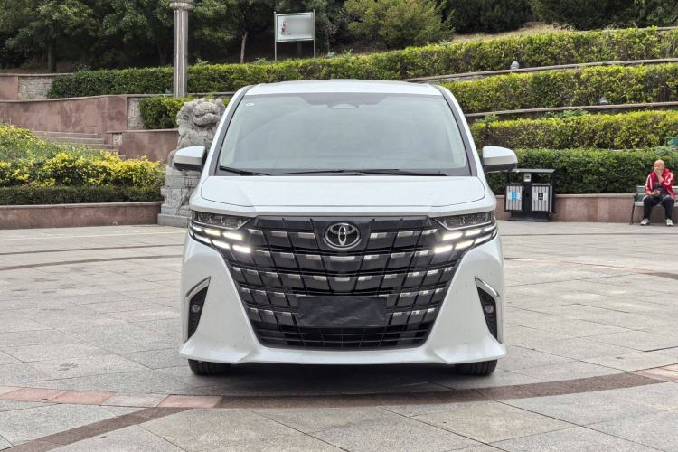 Used Toyota Alphard 2024 Dual-Engine 2.5L Deluxe Edition