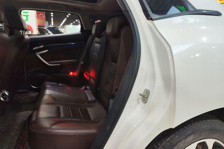 Used Wey VV7 2017 2.0T Ultra-Luxury Version
