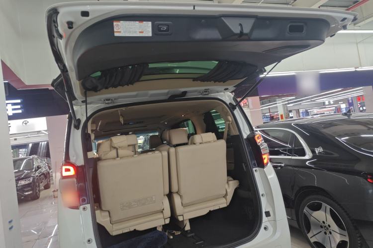 Used Toyota Vellfire 2021 Crown Dual-Engine 2.5L HV Supreme Edition Trunk