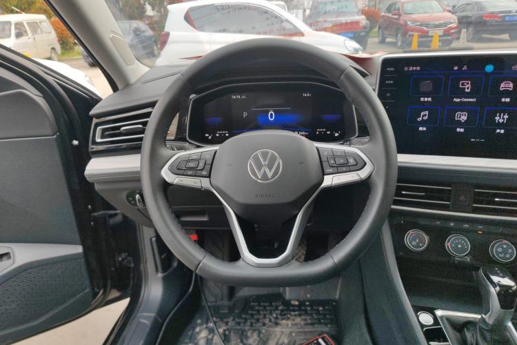 Used Volkswagen Sagitar 2023 300TSI DSG Excellence Edition Steering Wheel