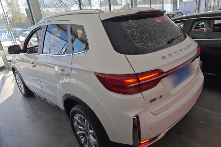 Used Bestune T33 2019 1.6L Manual Luxury Edition China VI
