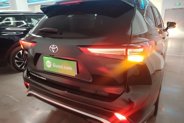 Used Toyota Crown Kluger 2021 2.5L HEV Four-Wheel Drive Flagship Edition Rear