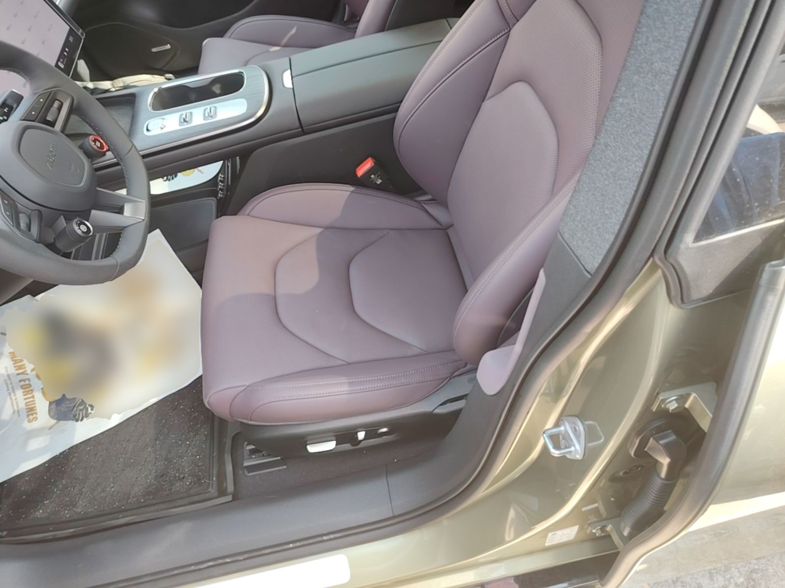 Xiaomi Auto SU7 2024 Rear-Drive Ultra-Long Range Advanced Pro-Level Intelligent Driving Version — снимка 17