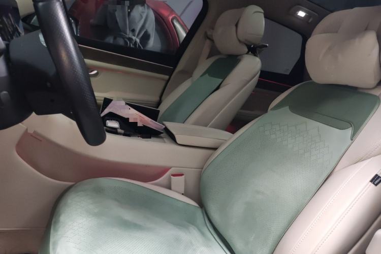 Used Hima AITO M5 2022 Extended-Range Four-Wheel Drive Performance Version
