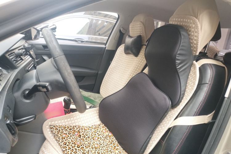 Used Skoda Rapid 2016 1.6L Manual Front-Wheel-Drive Version Left Front Seat