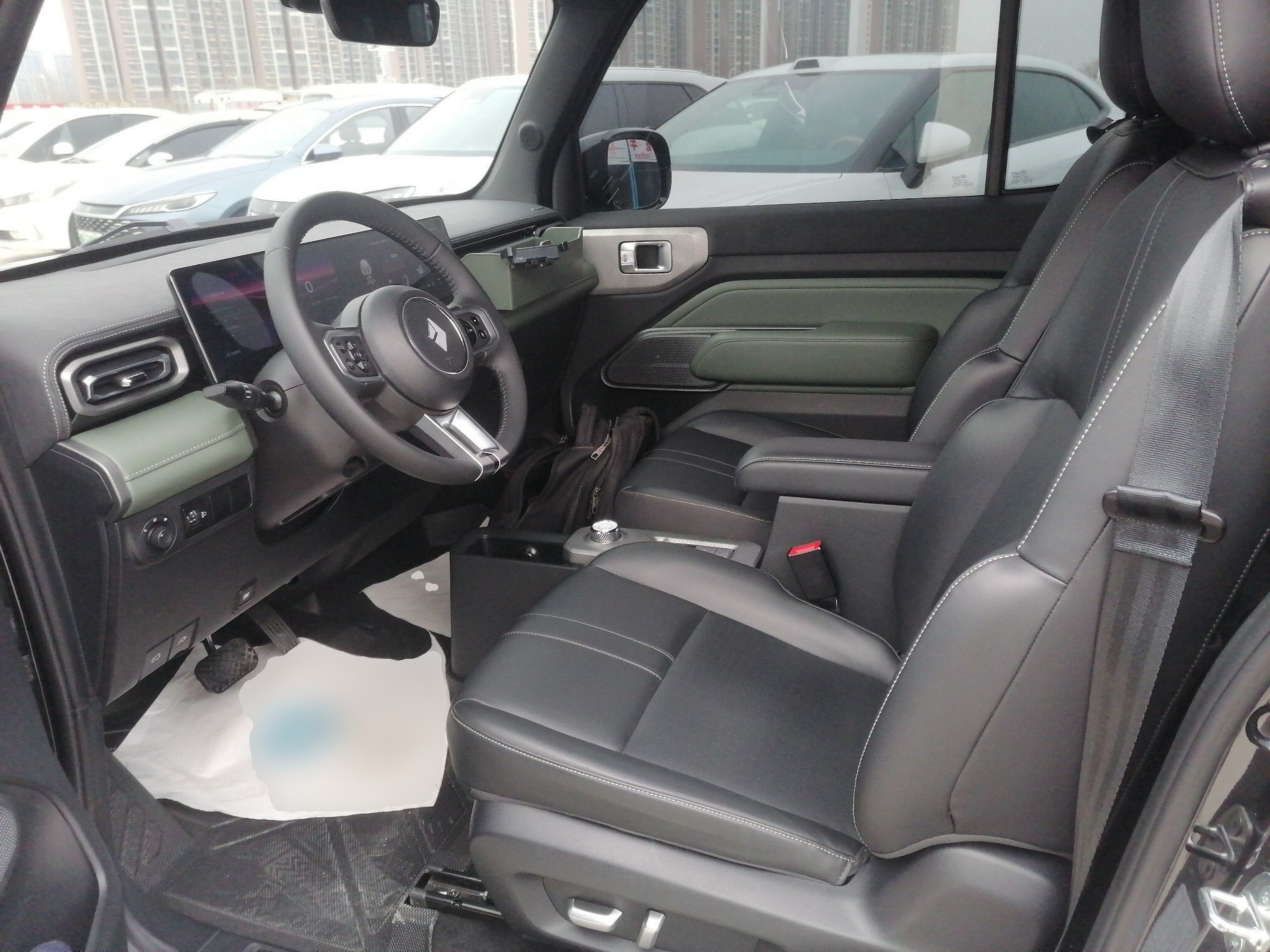 Переднее сиденье в автомобиле