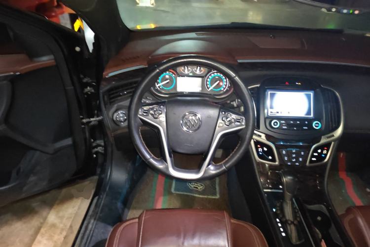 Used Buick LaCrosse 2013 2.4L SIDI Leading Comfort Version Steering Wheel