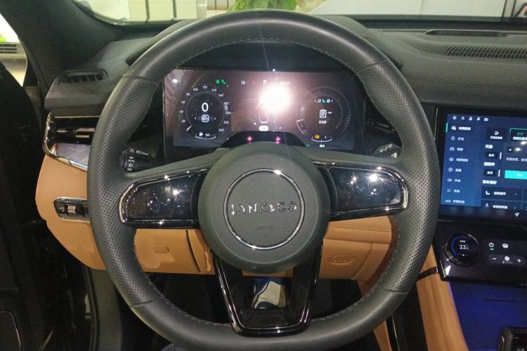 Used Lynk & Co 09 EM-P 2021 2.0T PHEV Halo Six-Seater
