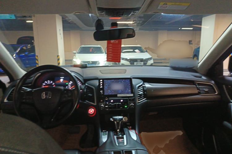 Used Honda Avancier 2019 240TURBO Two-Wheel Drive Comfort Version Center Console