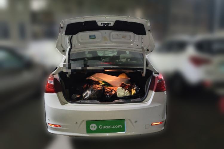 Used Dongfeng Aeolus L60 2015 1.8L Manual New Enjoyment Version
