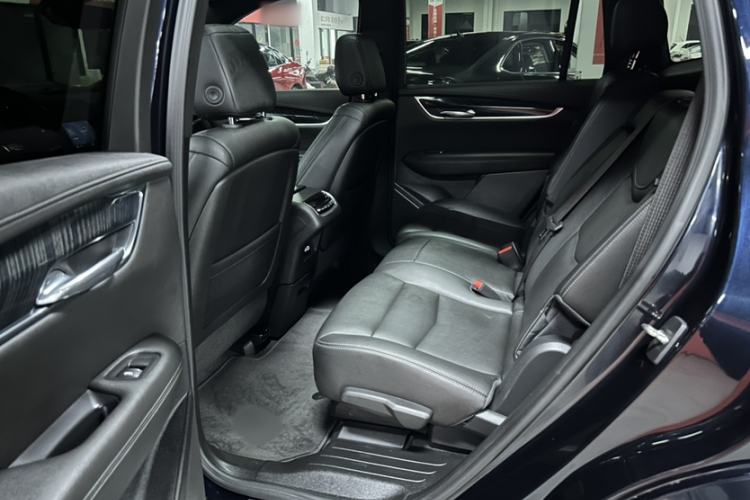 Used Cadillac XT6 2021 2.0T 7-Seater Two-Wheel-Drive Luxury Version
