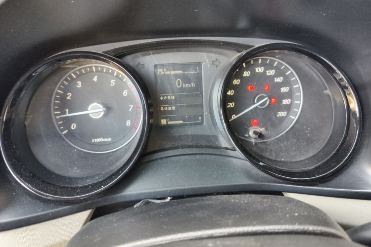 Used Wuling Hongguang PLUS 2019 1.5T Manual Comfort Version 7 Seats
