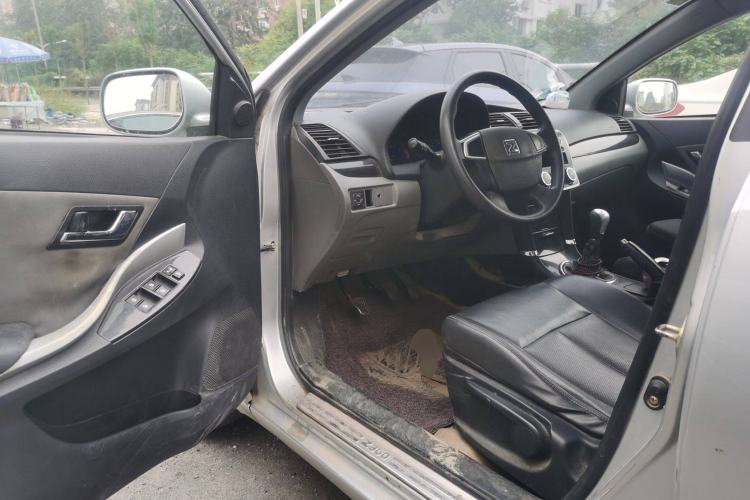 Used Zotye Z300 2012 1.5L Manual Comfort Edition
