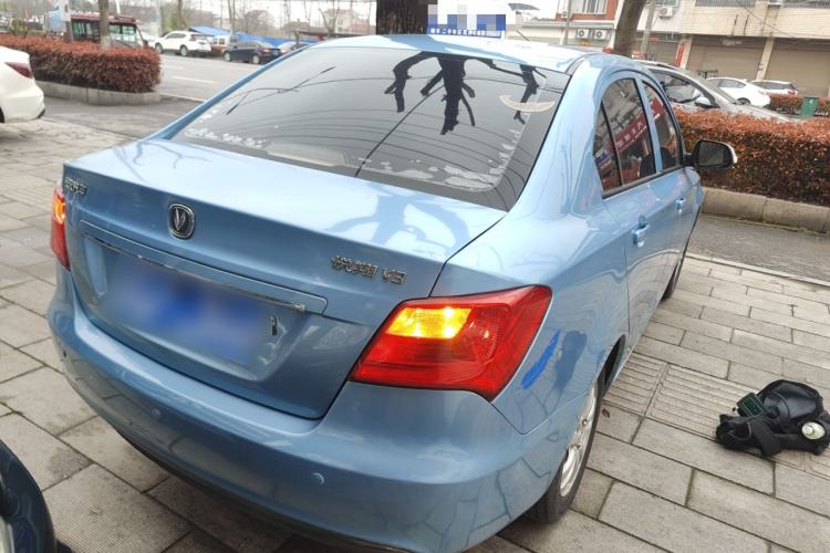 Used CHANGAN Alsvin V3 2012 1.3L Manual Comfort Version China IV Standard
