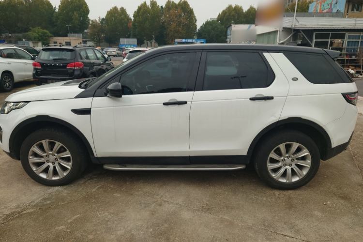 Used Land Rover Discovery Sport 2018 240 PS SE Version
