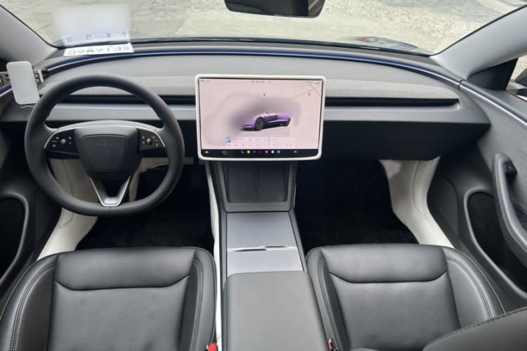 Used Tesla Model 3 2023 Rear-Wheel-Drive Version Interior 3