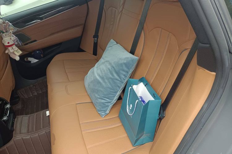 Used BMW 6 Series GT 2021 630i M Sport Package Left Rear Seat
