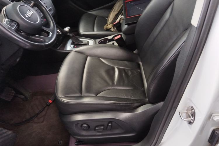 Used Audi Q3 2015 35 TFSI quattro Technology Edition
