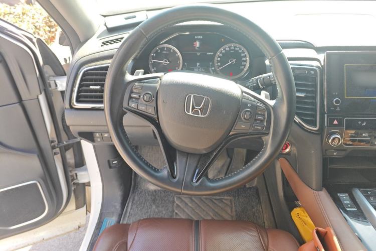 Used Honda UR-V 2020 370TURBO Two-Wheel Drive Luxury Edition