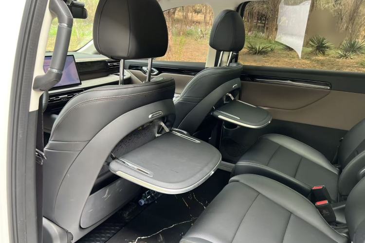 Used GAC Trumpchi E8 2024 Honor Series 2.0L Honor Edition
