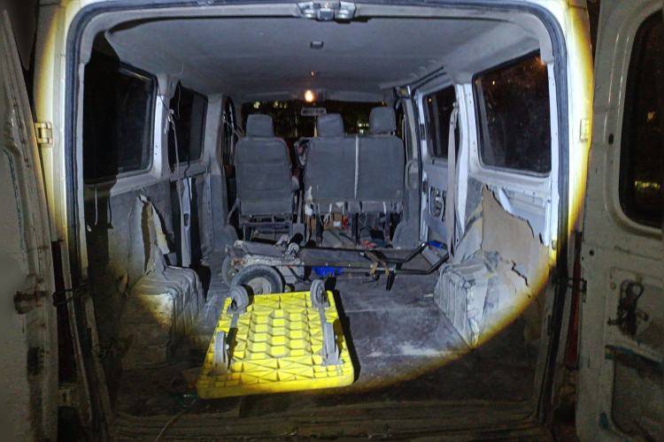 Used SAIC MAXUS Xintu V80 2012 2.5T Low-Roof Value-Added Logistics Version C