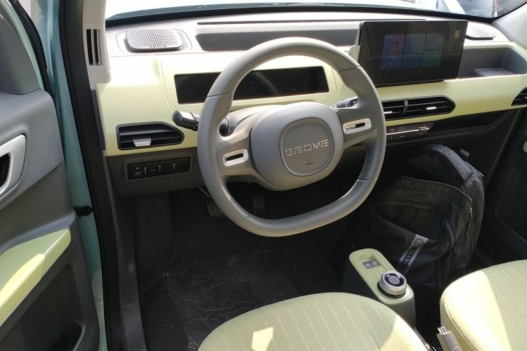 Used Geely Galaxy Panda 2024 Panda Mini 200km Longteng PRO Edition