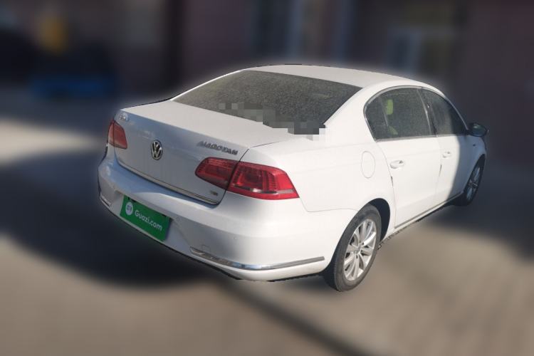 Used Volkswagen Magotan 2013 1.8TSI Premier Model Rear Right 45 Deg