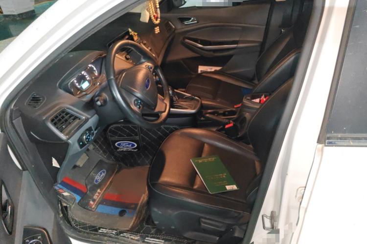 Used Ford Escort 2017 Happiness Edition 1.5L Automatic Fashion Version Left Front Seat