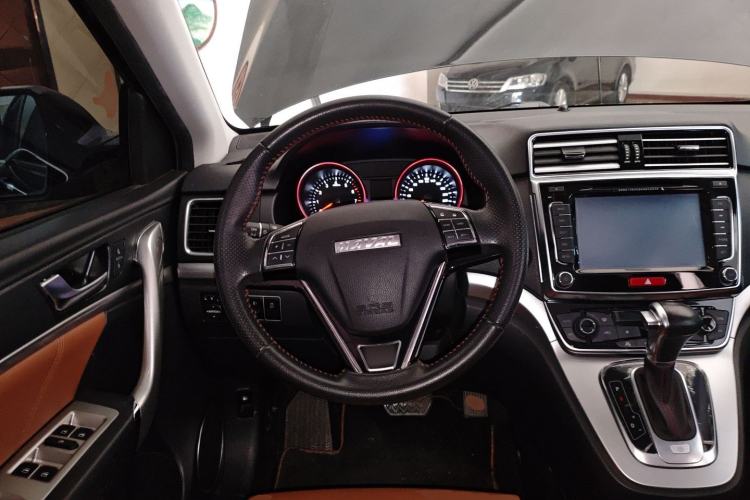 Used Haval H6 2015 Sport Edition 1.5T Automatic Two-Wheel Drive Luxury Model

